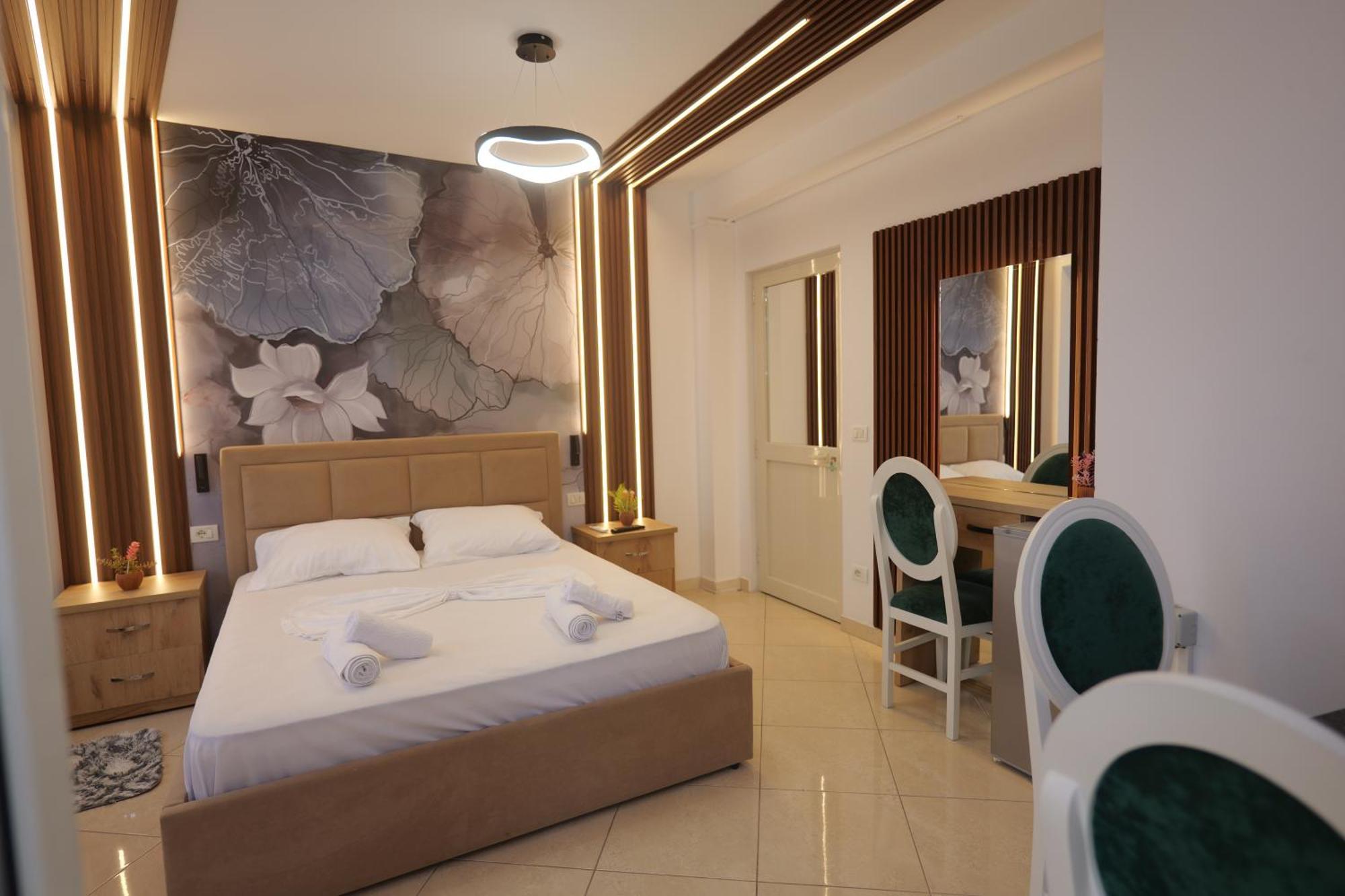 Golden Sleep Hostel Shkoder Luaran gambar