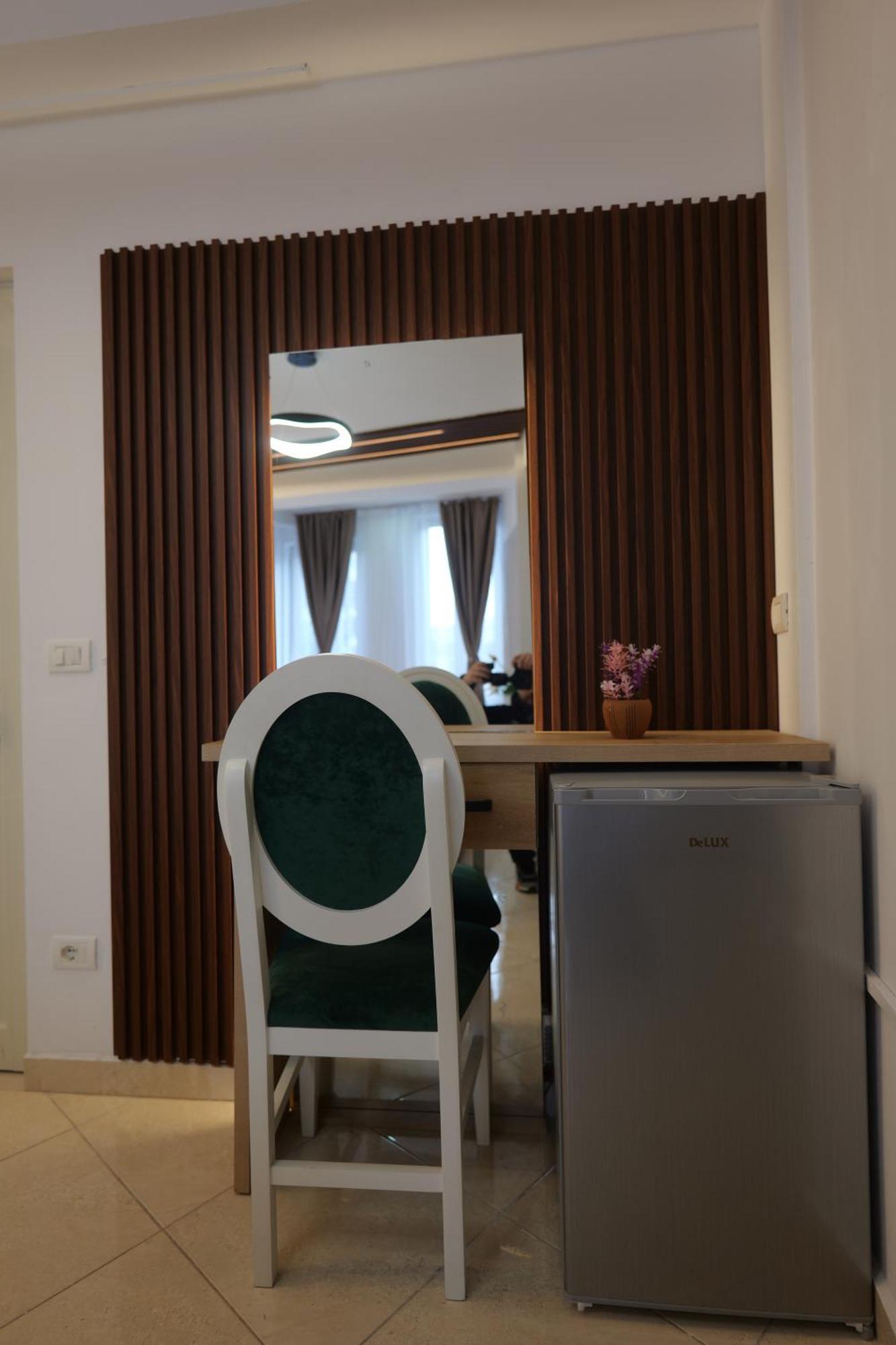 Golden Sleep Hostel Shkoder Luaran gambar