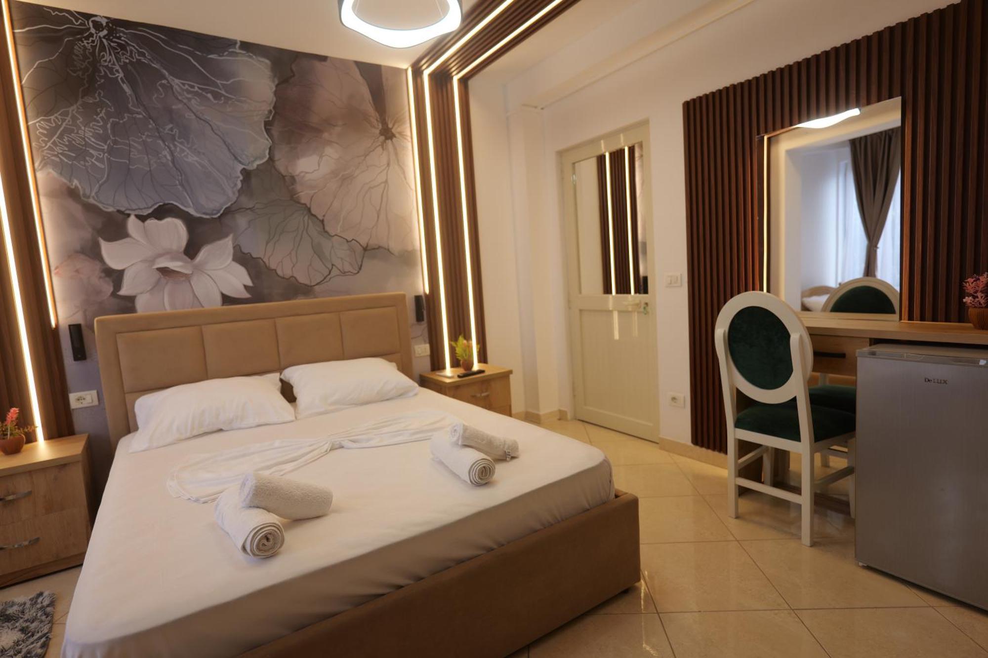 Golden Sleep Hostel Shkoder Luaran gambar