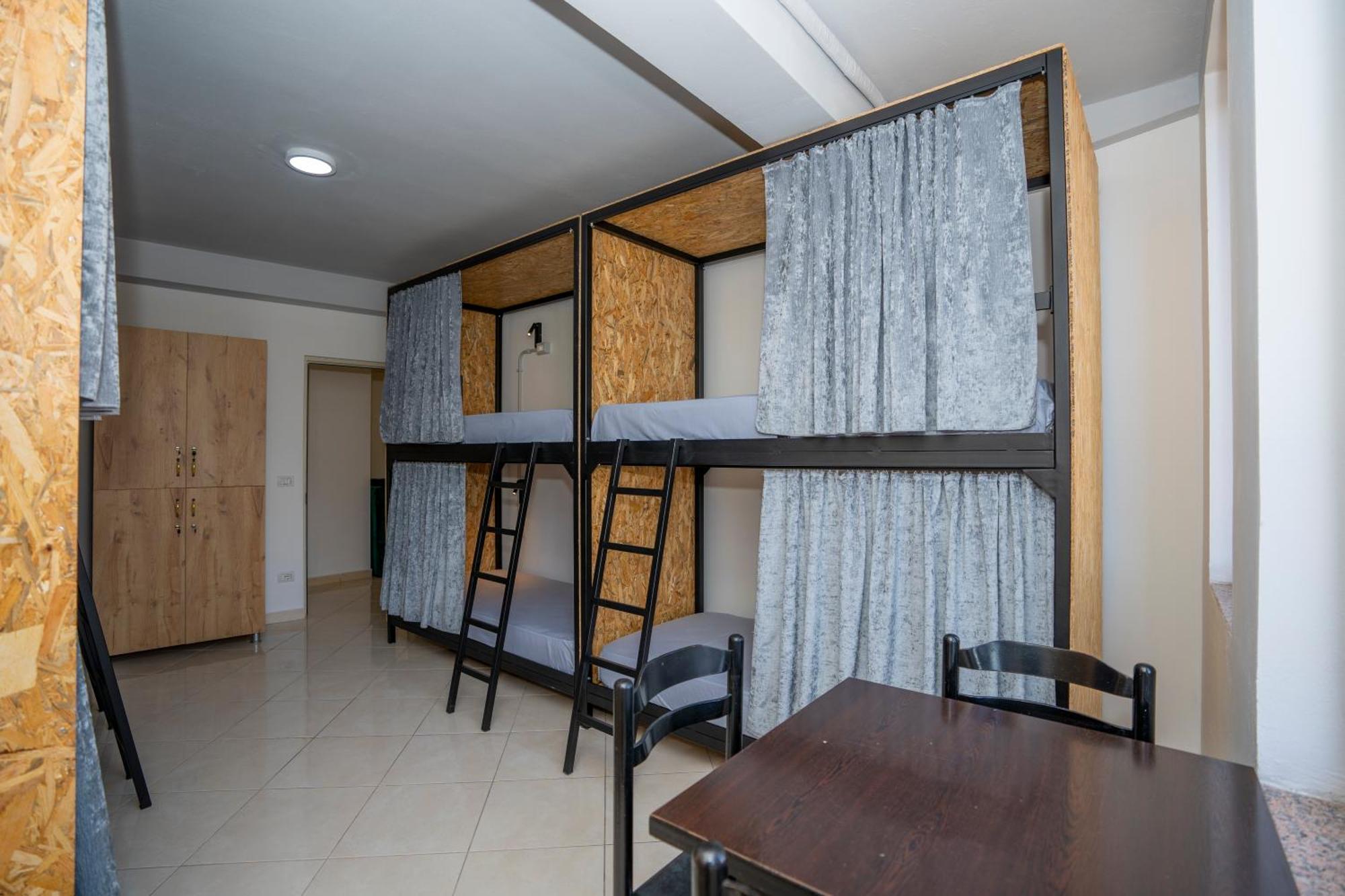 Golden Sleep Hostel Shkoder Luaran gambar